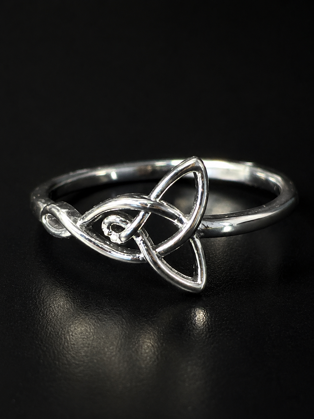 Trinity Knot Ring