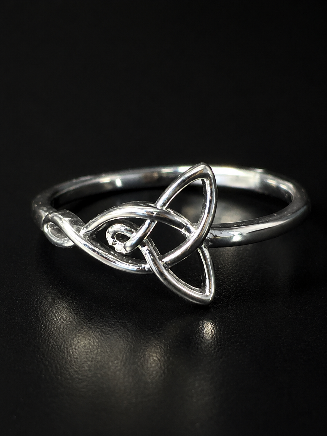 Trinity Knot Ring